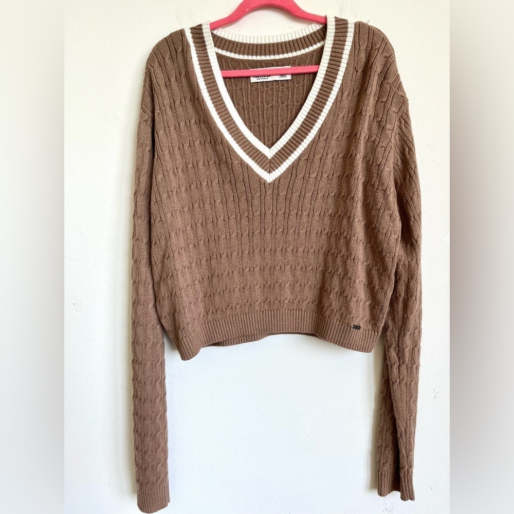 Hollister knitted V-Neck Sweater Womens XS tan and white Pullover Long size XS
